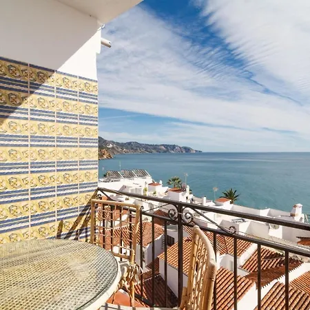 Apartment Fuer 4 Personen Ca 90 Qm In Nerja, Andalusien Costa Del Sol *